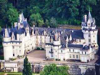  Tours:  Pays de la Loire:  France:  
 
 Usse castle